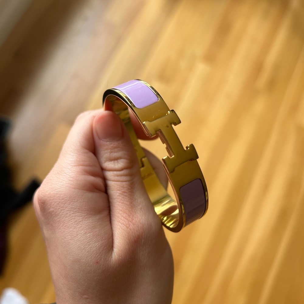 Purple and gold H bracelet